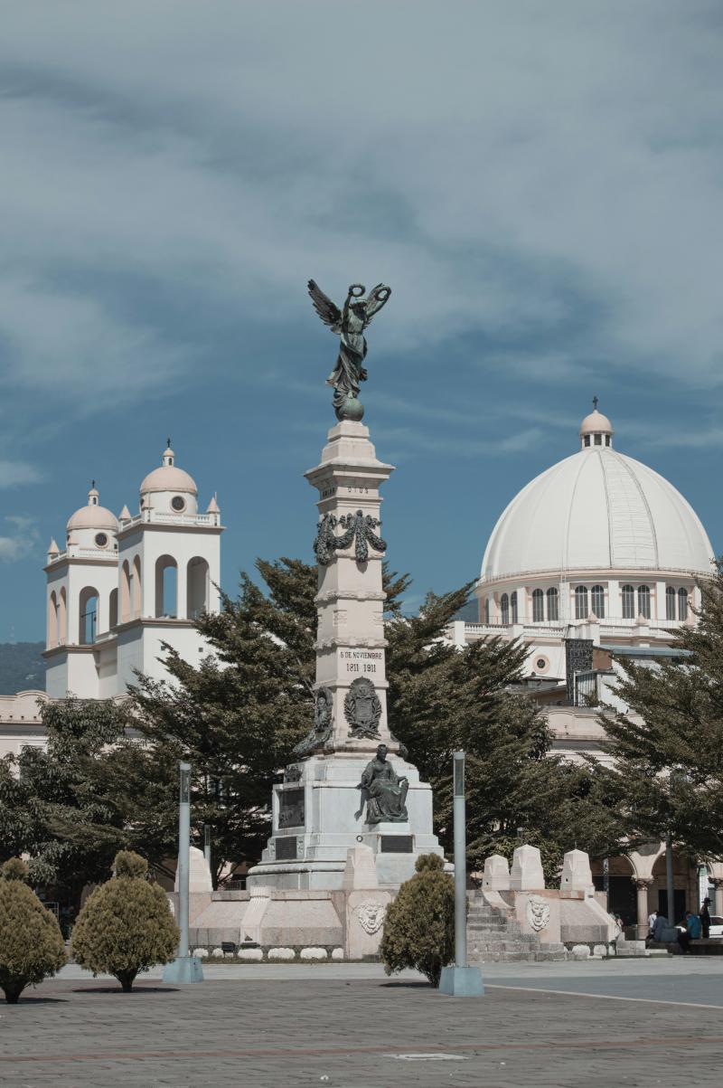 Monumento a la Libertad, Plaza Libertad en el Centro Historico de El Salvador.